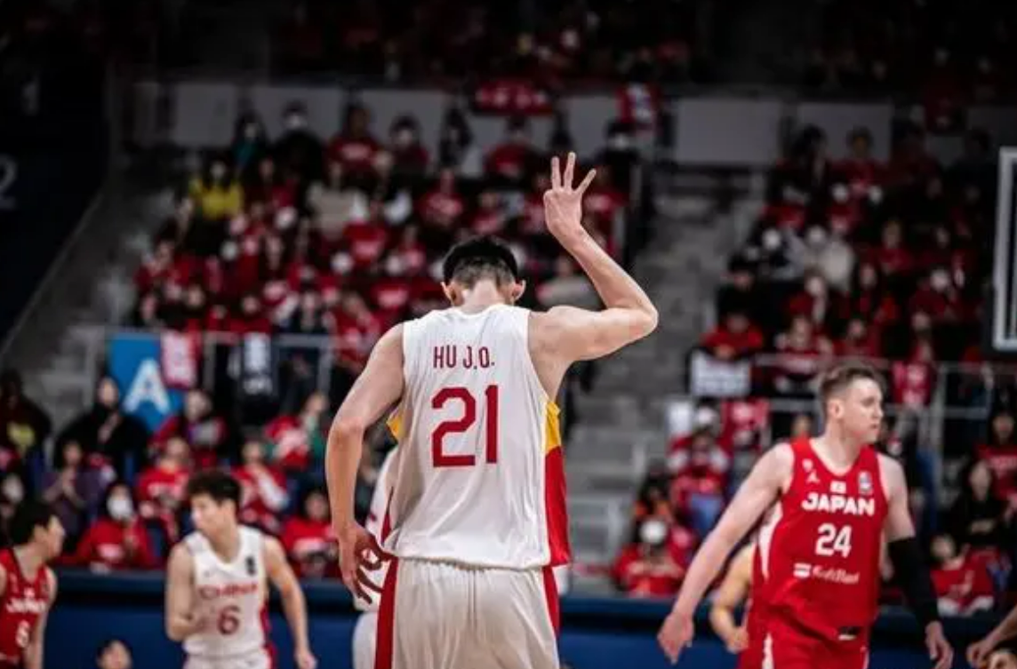 湖北男篮客场失利，排名下滑