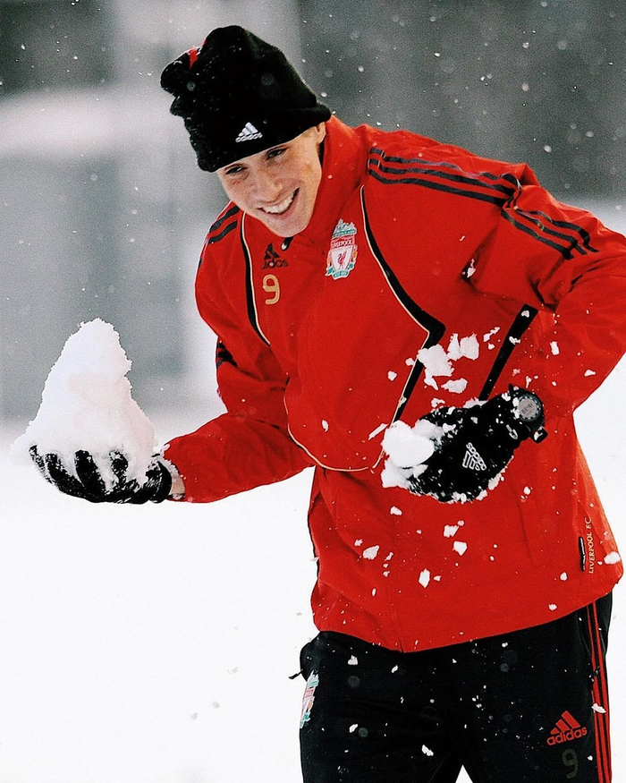 韩国血洗利物浦，托雷斯打破历史纪录的简单介绍