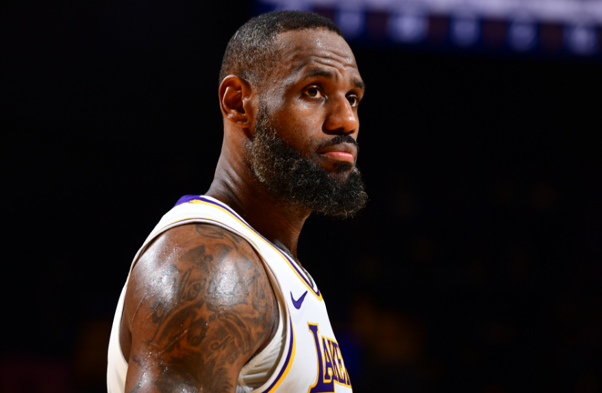 关于土耳其绝杀英格兰,范佩西三分雨点燃全场的信息 关于土耳其绝杀英格兰,范佩西三分雨点燃全场的信息