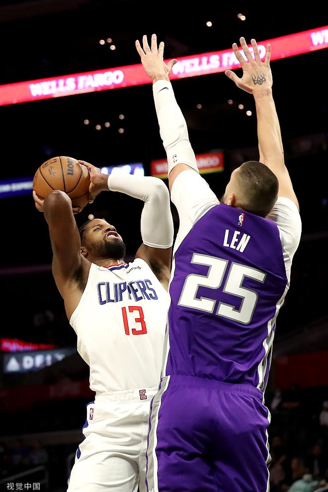 关于快船绝杀骑士，福克斯刷新纪录的信息